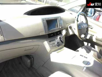 Toyota ESTIMA HYBRID