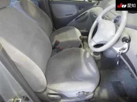 Toyota PLATZ лот № 30354 оценка 3.5  с аукциона в Японии 5