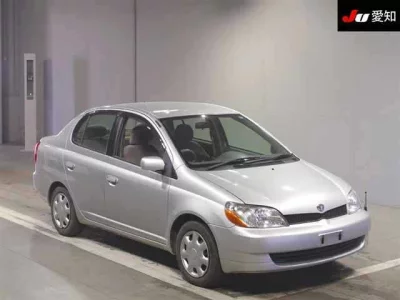 Toyota PLATZ  с аукциона в Японии