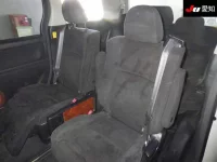 Toyota VELLFIRE лот № 30328 оценка 3  с аукциона в Японии 3