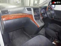 Toyota VELLFIRE лот № 30328 оценка 3  с аукциона в Японии 2
