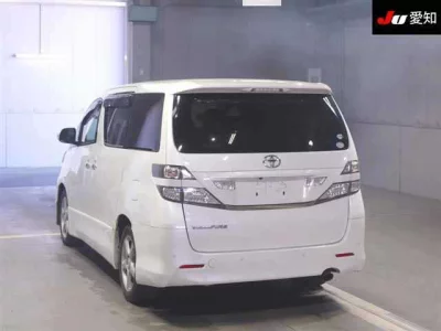 Toyota VELLFIRE  с аукциона в Японии