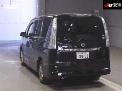 Nissan SERENA  с аукциона в Японии
