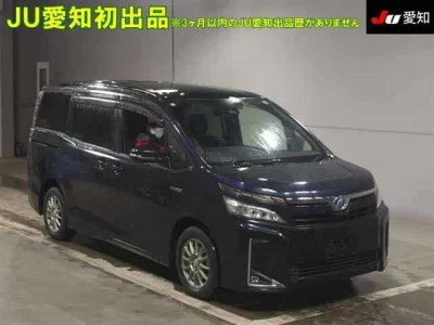 Toyota VOXY  с аукциона в Японии