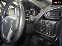 Toyota VOXY лот № 3062 оценка 4  с аукциона в Японии 4