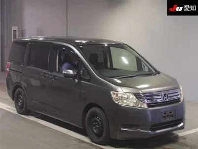 Honda STEP WAGON  с аукциона в Японии