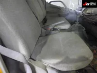 Toyota DYNA лот № 8043 оценка R  с аукциона в Японии 5