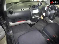 Toyota PASSO лот № 30425 оценка 3.5  с аукциона в Японии 2