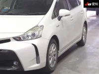 Toyota PRIUS ALPHA лот № 30563 оценка 3.5  с аукциона в Японии 6