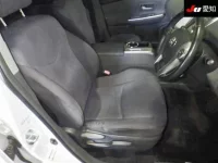 Toyota PRIUS ALPHA лот № 4199 оценка 4  с аукциона в Японии 5