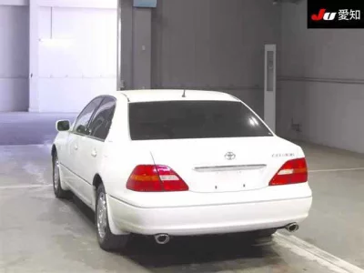 Toyota CELSIOR  с аукциона в Японии