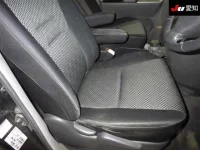 Toyota NOAH лот № 30391 оценка 3.5  с аукциона в Японии 5