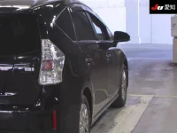 Toyota PRIUS ALPHA лот № 30530 оценка 3.5  с аукциона в Японии 7