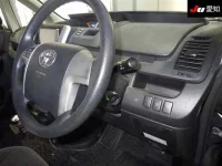 Toyota VOXY лот № 30401 оценка 3.5  с аукциона в Японии 4