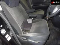 Toyota VOXY лот № 30401 оценка 3.5  с аукциона в Японии 5