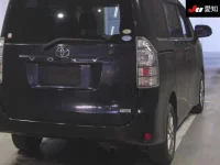 Toyota VOXY лот № 30401 оценка 3.5  с аукциона в Японии 7