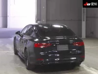 Audi A5 лот № 30379 оценка 4  с аукциона в Японии 1