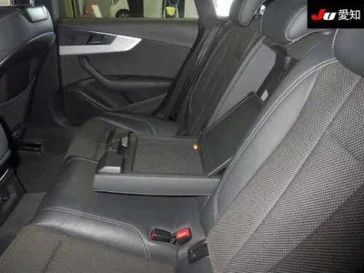 Audi A5  с аукциона в Японии