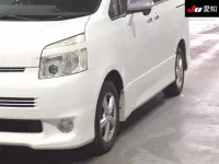 Toyota VOXY лот № 30431 оценка R  с аукциона в Японии 6