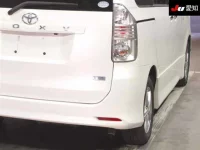 Toyota VOXY лот № 30431 оценка R  с аукциона в Японии 7
