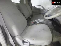 Toyota DYNA лот № 8037 оценка R  с аукциона в Японии 5