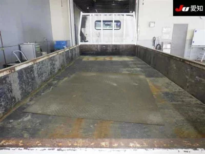 Toyota DYNA  с аукциона в Японии