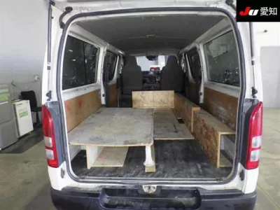 Toyota HiAce Van