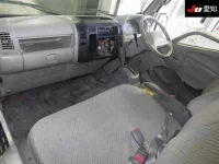 Toyota DYNA лот № 20061 оценка R  с аукциона в Японии 2