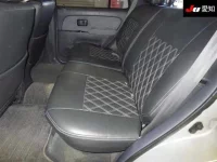 Toyota HILUX SURF лот № 4203 оценка 3.5  с аукциона в Японии 3