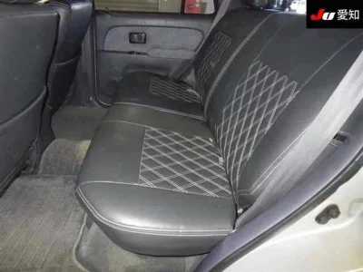 Toyota HILUX SURF  с аукциона в Японии