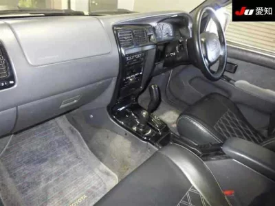 Toyota HILUX SURF  с аукциона в Японии