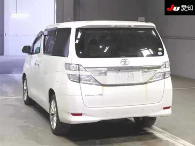 Toyota VELLFIRE  с аукциона в Японии