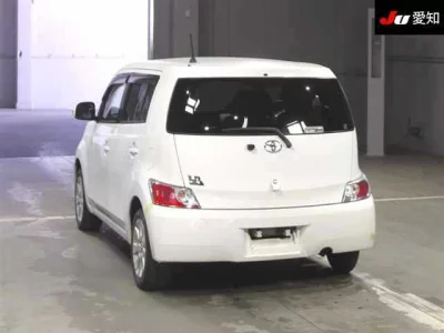 Toyota BB