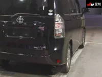 Toyota VOXY лот № 30463 оценка 3.5  с аукциона в Японии 7