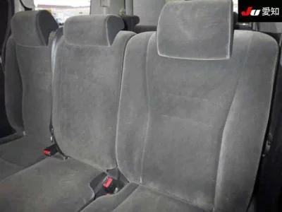 Toyota VOXY  с аукциона в Японии