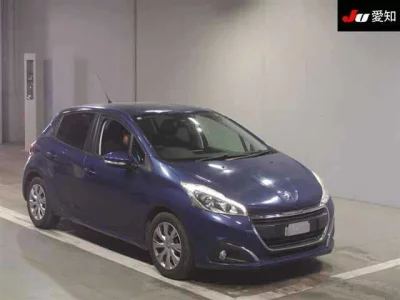 Peugeot 208  с аукциона в Японии