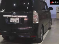 Toyota VOXY лот № 5117 оценка 3.5  с аукциона в Японии 7