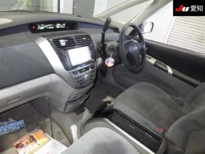 Toyota OPA  с аукциона в Японии