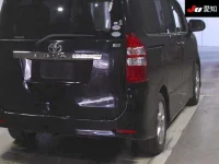 Toyota NOAH лот № 30580 оценка 3.5  с аукциона в Японии 7