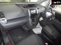 Toyota NOAH лот № 223 оценка 3.5  с аукциона в Японии 2