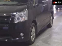 Toyota NOAH лот № 30644 оценка 3.5  с аукциона в Японии 6