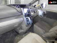 Toyota NOAH лот № 30658 оценка 3.5  с аукциона в Японии 2