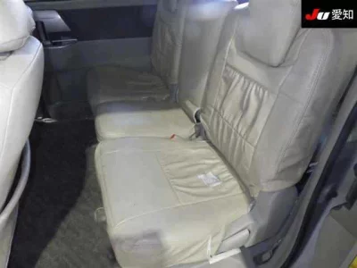 Toyota NOAH  с аукциона в Японии