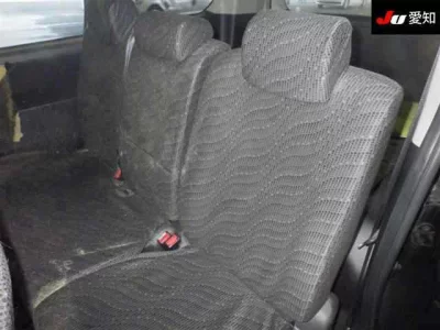 Toyota VOXY  с аукциона в Японии