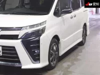 Toyota VOXY лот № 3088 оценка 4.5  с аукциона в Японии 6