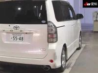 Toyota VOXY лот № 4219 оценка 3.5  с аукциона в Японии 7