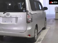 Toyota VOXY лот № 30629 оценка 3.5  с аукциона в Японии 7