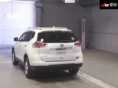 Nissan X-TRAIL  с аукциона в Японии