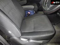 Toyota VOXY лот № 30640 оценка 3.5  с аукциона в Японии 5