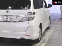 Toyota VELLFIRE лот № 4264 оценка 3.5  с аукциона в Японии 7
